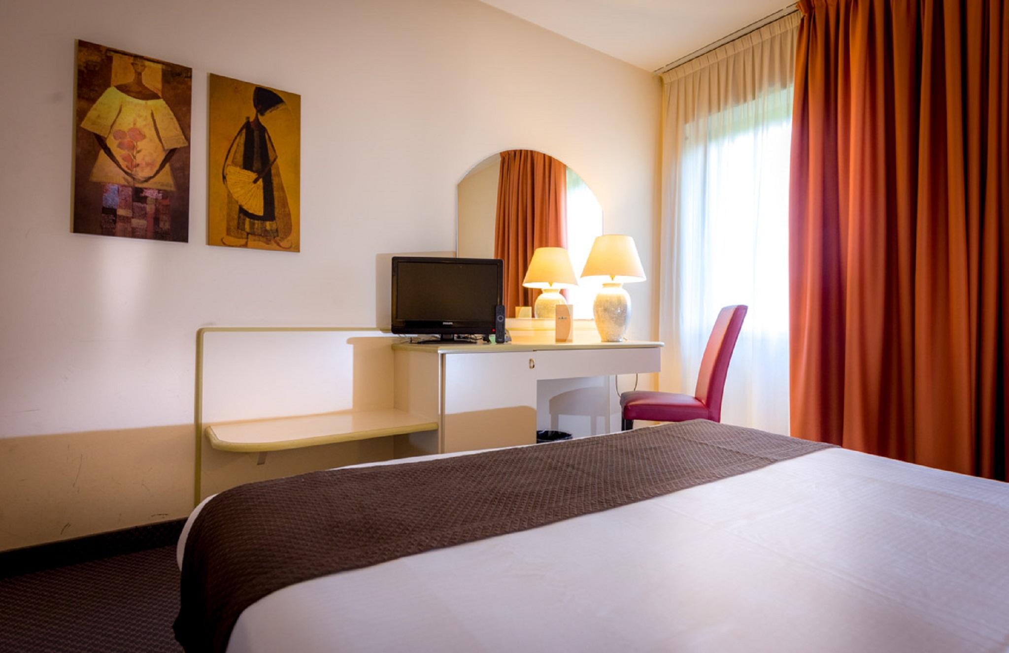 Hotel Des Alpes 로스타 외부 사진