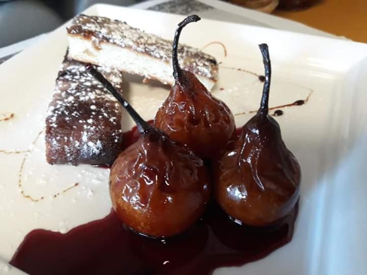 Hotel Des Alpes 로스타 외부 사진